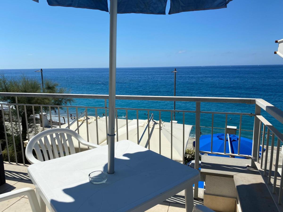 Hotel Caravella Deiva Marina Exteriér fotografie