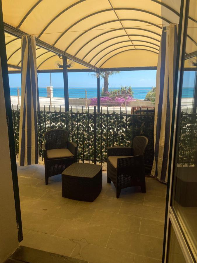 Hotel Caravella Deiva Marina Exteriér fotografie